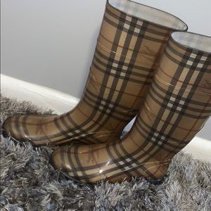 Burberry high rain boots